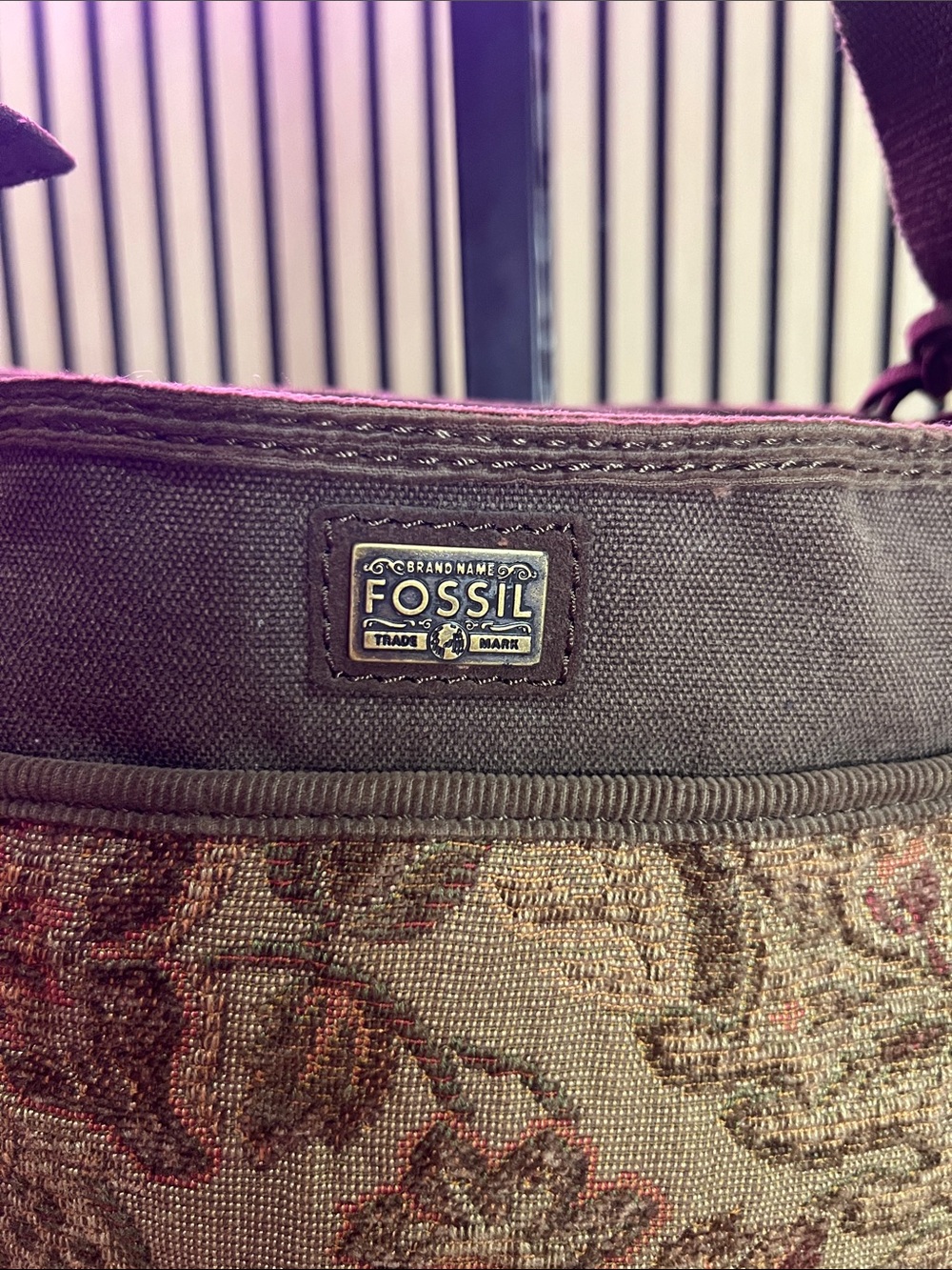 FOSSIL TAPESTRY BAG - Picture 2 of 10